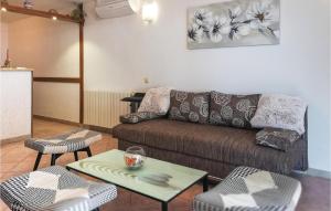 Three-Bedroom Apartment In Jesenice