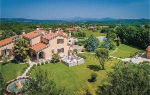 5 Bedroom Beautiful Home In Labin