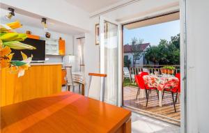 4 Person Apartment Labin Kapelica 