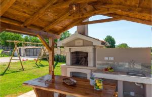 Beautiful Home In Orihi