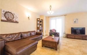 Lovely Home In Turcic With Kitchen