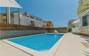 Beautiful Apartment In Biograd With Wifi 