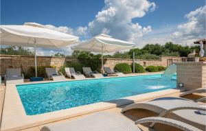 Nice Home In Hr-52215 Vodnjan