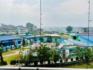 Dinesh green view - Heṭauḍā