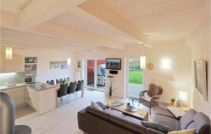Three-Bedroom Holiday Home  room in Holiday home Küstenweg I