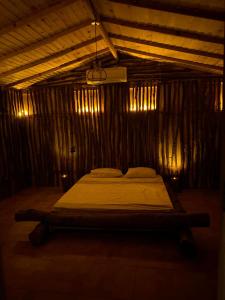 Anne Sinai best camp