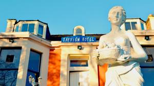 Tayview Hotel