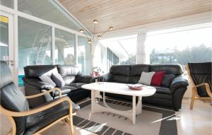 Amazing Home In Saltum With Wifi