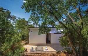 Nice Home In Dramalj With Wifi