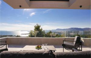 5 Bedroom Beautiful Home In Podstrana