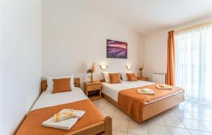 2 Bedroom Stunning Apartment In Medulin