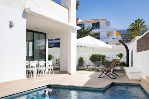 Lilias home - private heatable pool, BBQ, free wifi