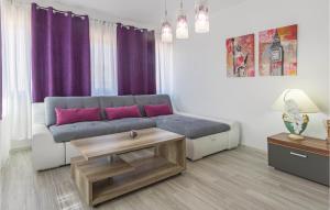 Stunning Apartment In Galizana With Wifi 