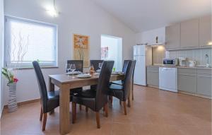 Stunning Apartment In Galizana With Wifi 