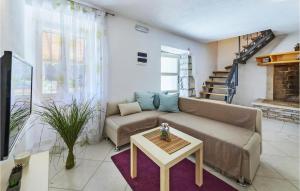 Four-Bedroom Holiday Home Labin With Sea View 08