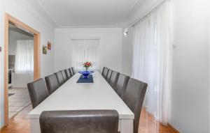 Amazing Home In Dramalj