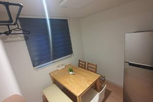 Hyuns 101 - Seoul station 5 min by walk