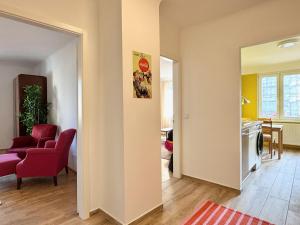 Newly Renovated Apartment at Yppenplatz