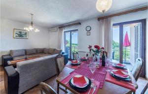 Three-Bedroom Apartment In Vodnjan