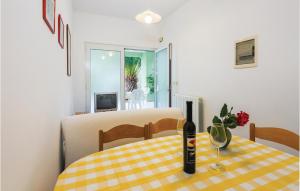 Gorgeous Apartment In Rabac With Kitchen 