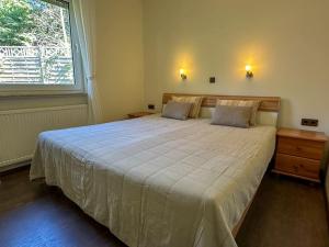 Benedenappartement in Winterberg met uitzicht en balkon