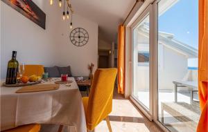 Beach Front Apartment In Kosljun 