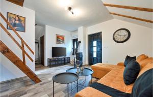 Lovely Home In Hrebinec With Wifi 