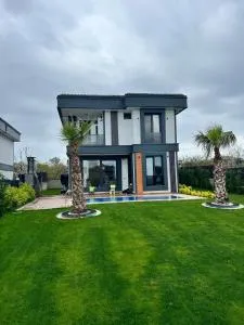 The Villa of Istanbul - Marmaraereglisi