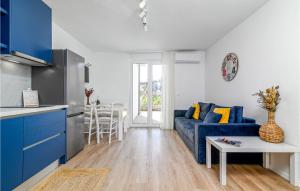 2 Bedroom Beautiful Apartment In Rovinj 