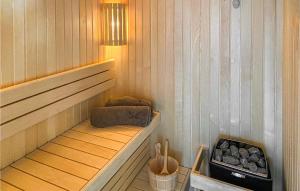 Stunning Home In Wieringerwerf