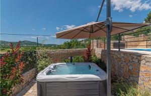 Beautiful Apartment In Sibenik