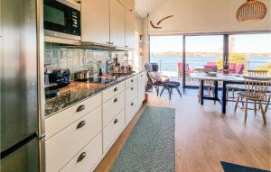 Cozy Home In Trollhättan