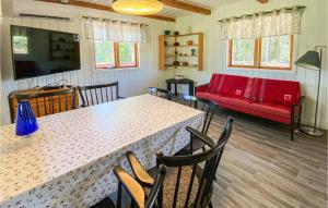 Nice Home In Älvsered With Wifi