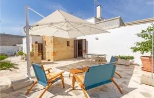 2 Bedroom Amazing Home In Vitigliano - ماليي