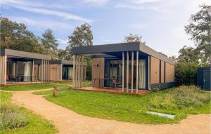 Awesome Stacaravan In Callantsoog