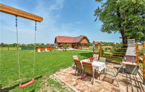 Amazing Home In Lonjica With Wifi 