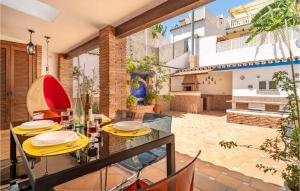 Stunning Home In Marbella With Wifi