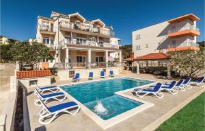 Nice Apartment In Poljica