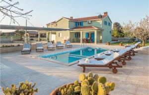 Amazing Home In Rovinj With Wifi