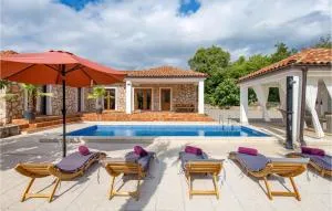 Awesome Home In Gostinjac With Kitchen - 戈斯蒂加卡