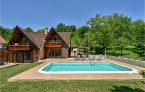 2 Bedroom Nice Home In Sisak - Pračno