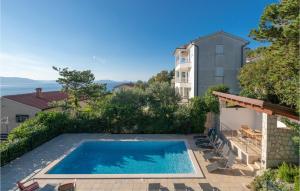 Amazing Home In Plomin With Kitchen