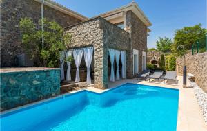 3 Bedroom Cozy Home In Krk