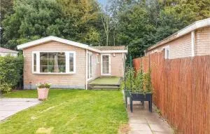 Nice Home In Heinkenszand With Wifi - heinkenszand