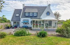 Amazing Home In Plogoff With Wifi - Primelin