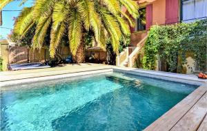Appartements Lovely Apartment In Pujaut With Wifi : photos des chambres