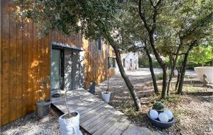 Maisons de vacances Gorgeous Home In St-Bauzille-De-Montmel : photos des chambres