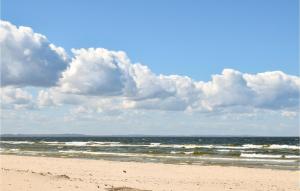 Awesome Apartment In Miedzyzdroje