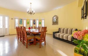 4 Bedroom Pet Friendly Home In Ugljan 