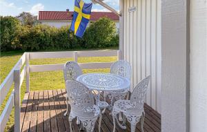 Stunning Home In Borgholm With Wifi